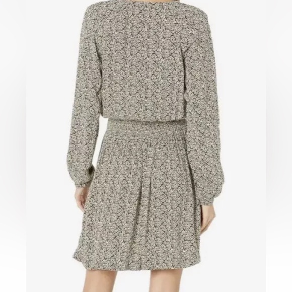 Faherty Montara Leaf Batik Printed Blouson Mini Dress Size
Medium - Picture 3 of 11